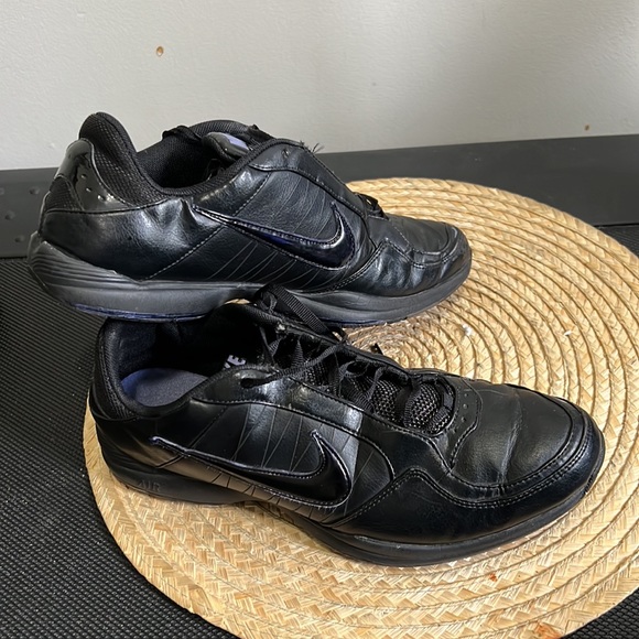 Nike Leather Sneakers Size 9 - Picture 8 of 11